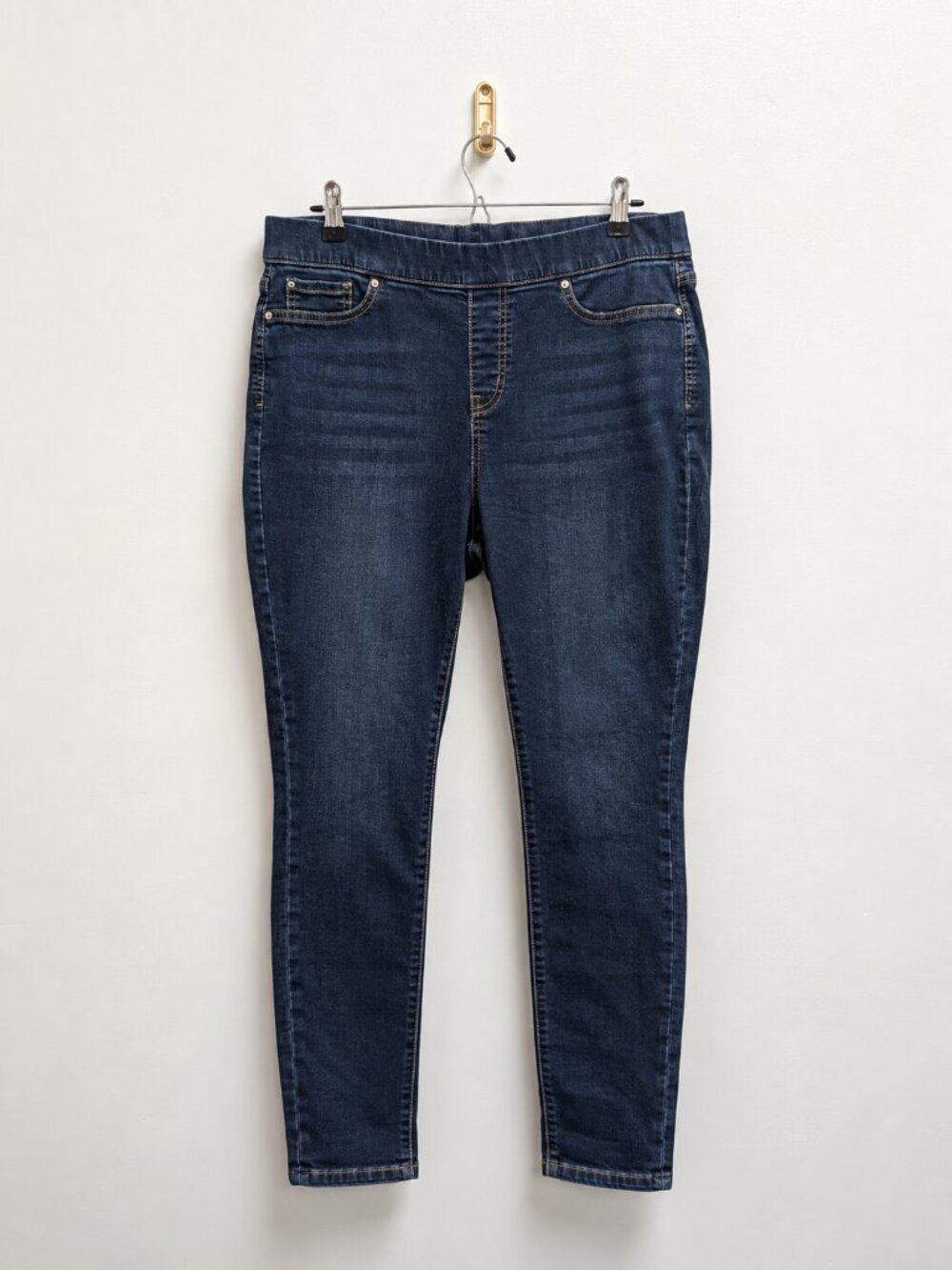 Signature Levi Pull-On Skinny Jeans